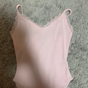 Adorable pink lace forever 21 bodysuit